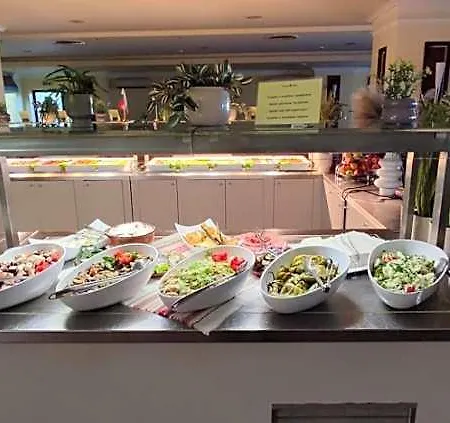 Lilia Hotel 4*