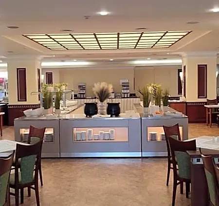 Lilia Hotel 4*