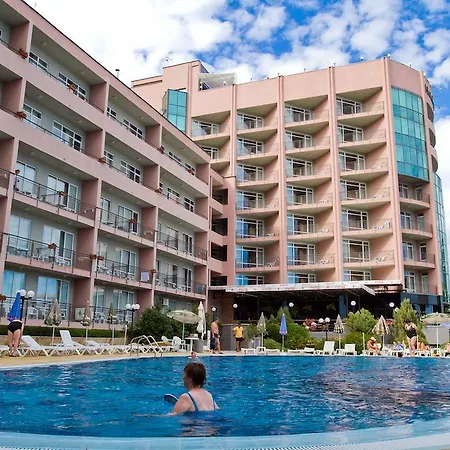 Lilia 4* غولدن ساندز